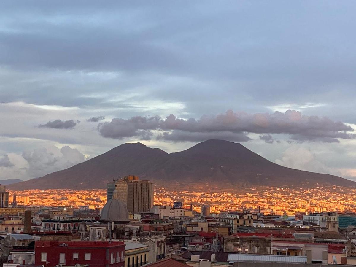 Appartement A Wonderful Penthouse In Naples Extérieur photo